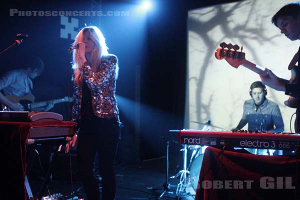 STILL CORNERS - 2012-11-15 - PARIS - Point Ephemere - 